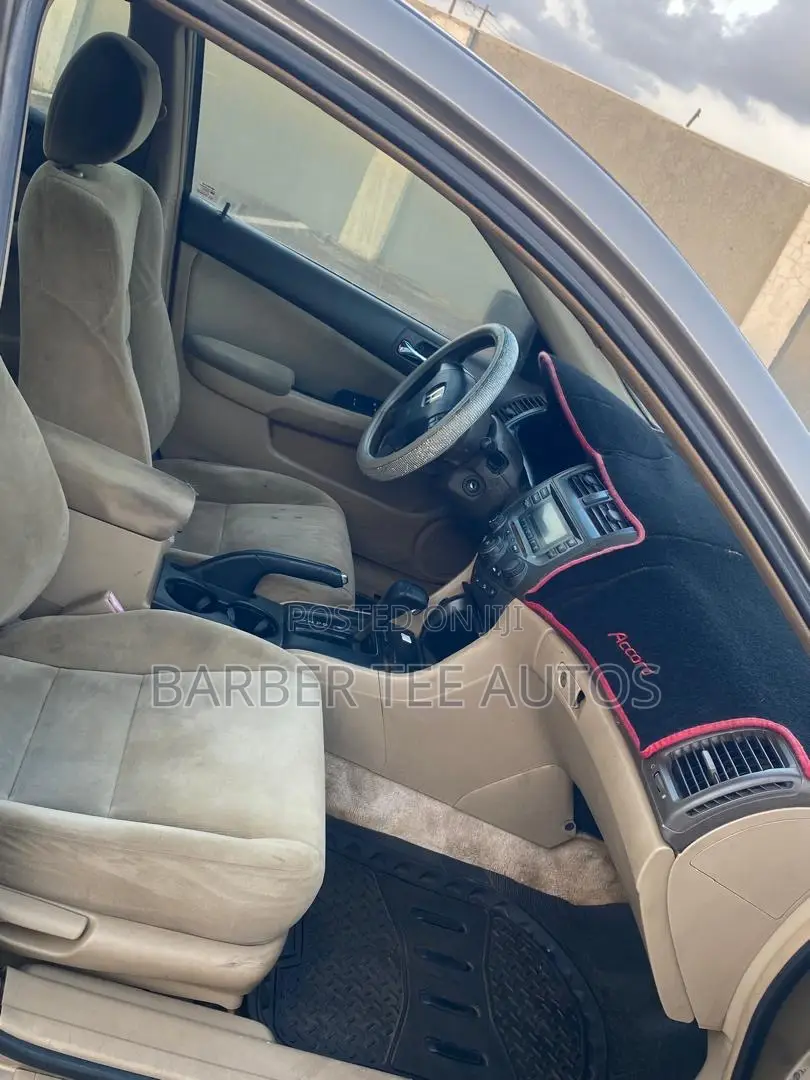 Honda Accord 2007 Gold