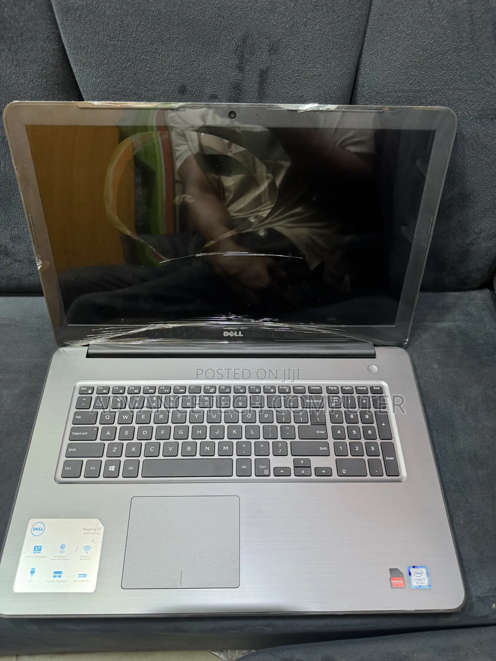 Laptop Dell Inspiron 17 5000 16GB Intel Core i7 SSD 256GB