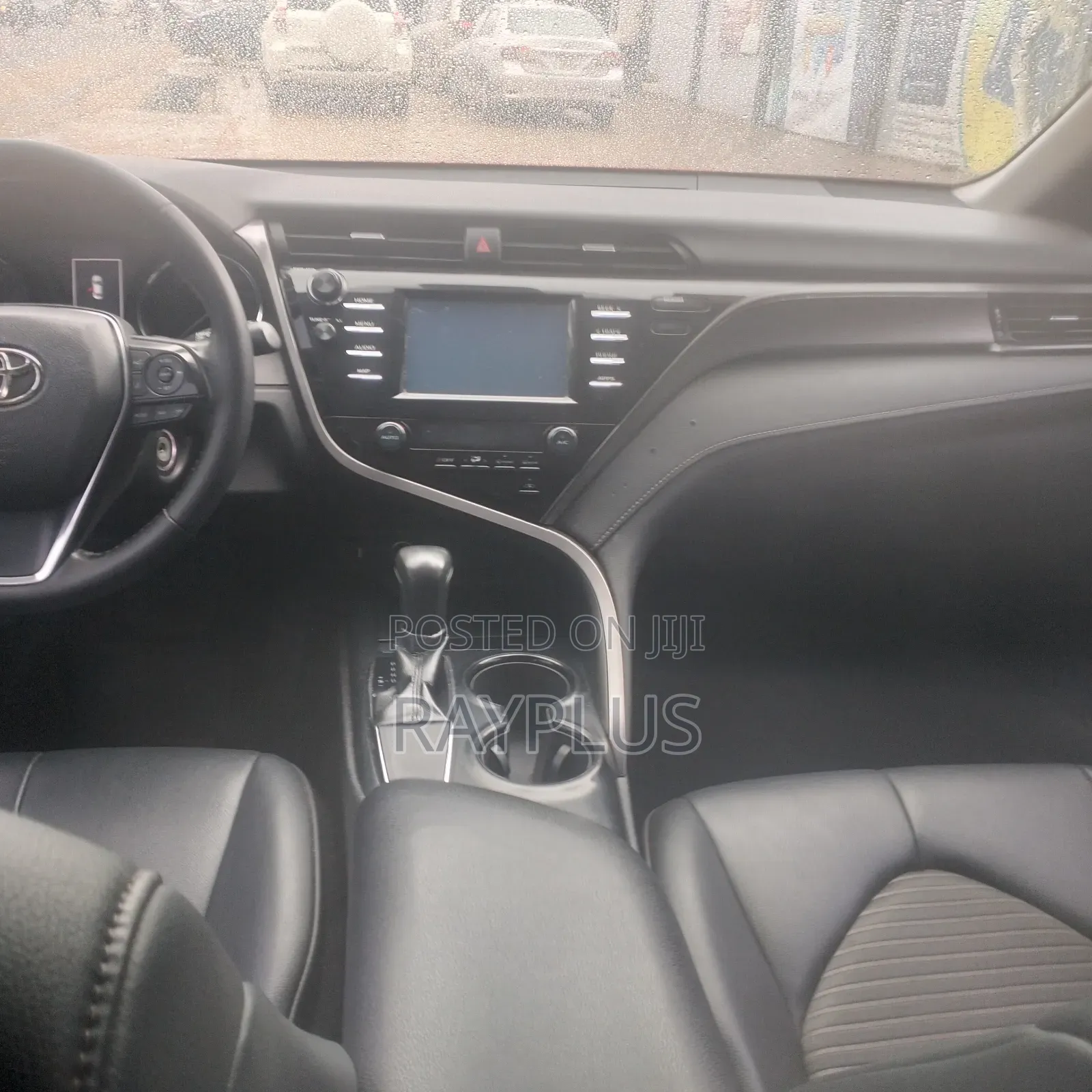 Toyota Camry 2019 Burgundy