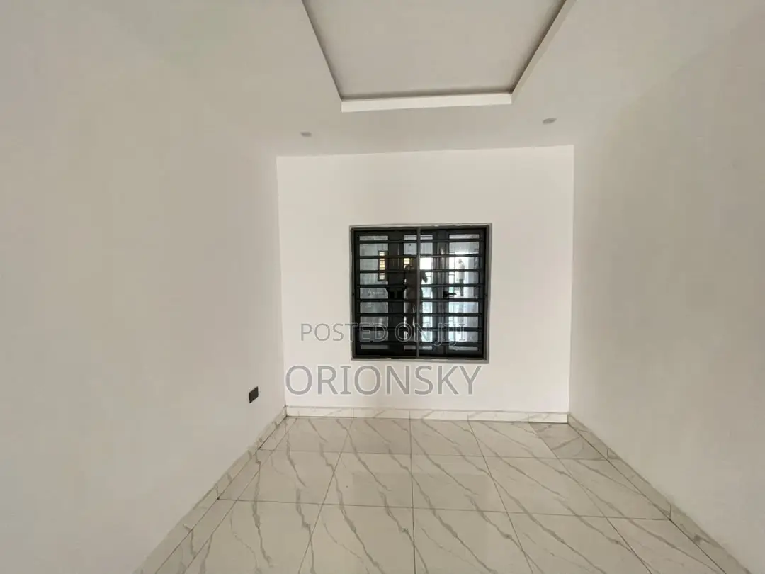 3bdrm Apartment in Ifako-Gbagada for sale