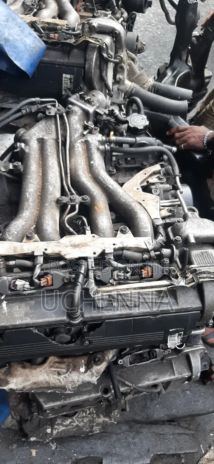 2.4-Liter Toyota 2tz-Fe Engine