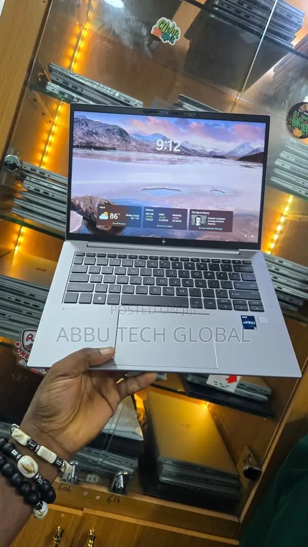 Laptop HP ZBook Firefly 16inch G9 16GB Intel Core i7 SSD 512GB