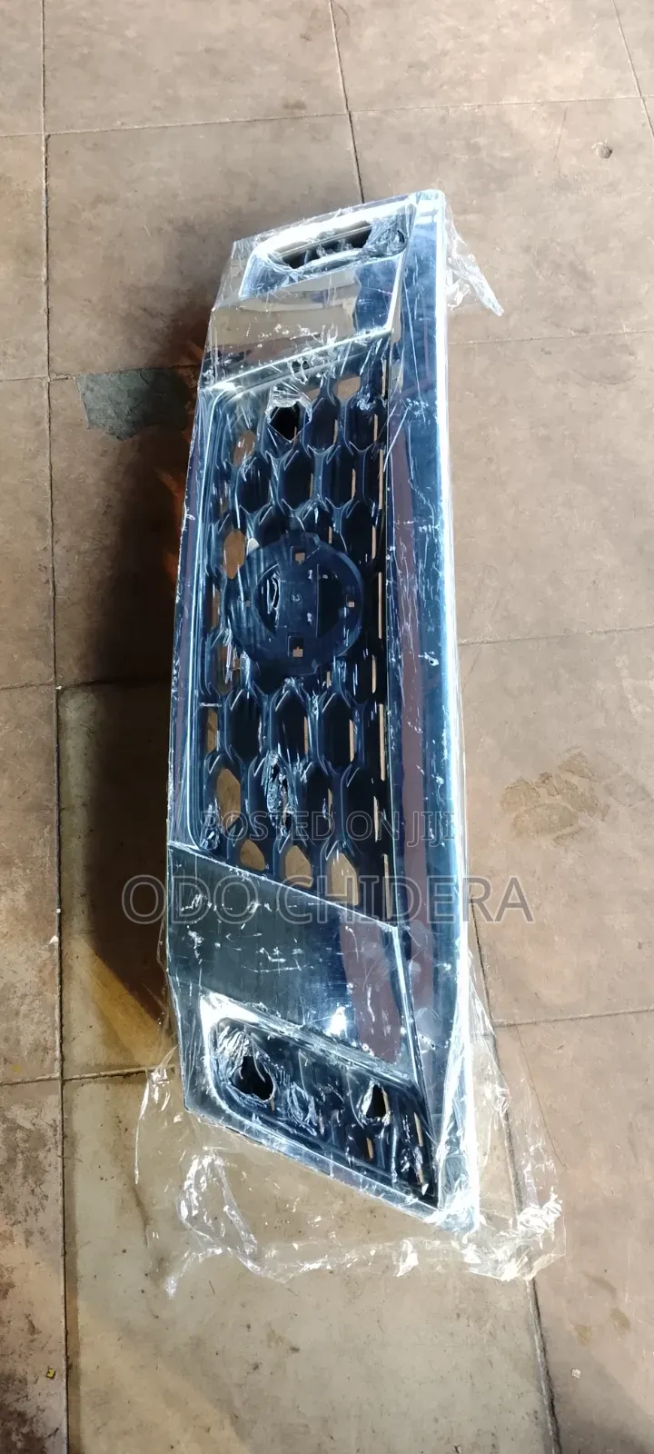 Front Grill Nissan Urvan Nv350