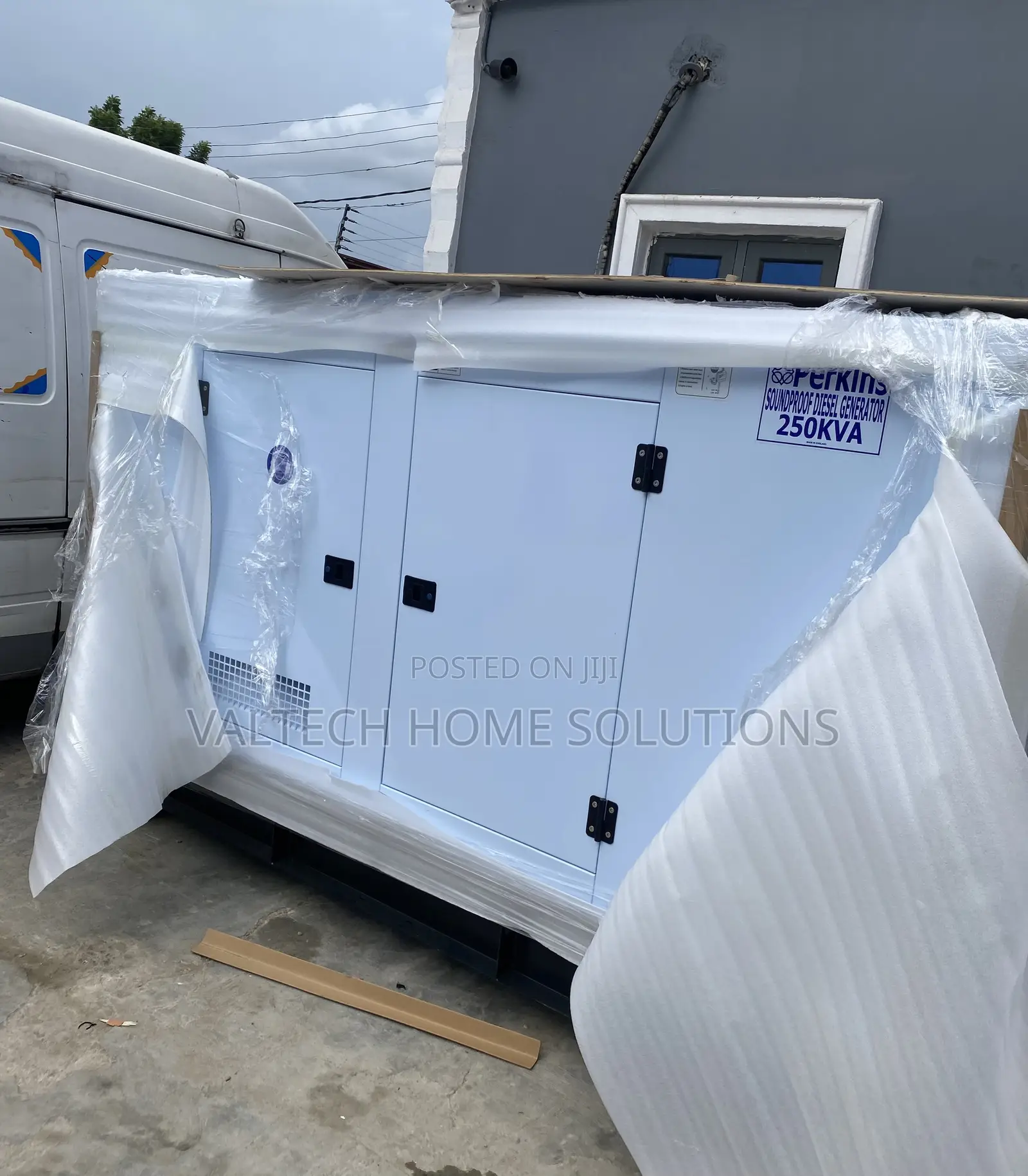 Industrial 250KVA Perkins Generator – Fuel Efficient Reliable