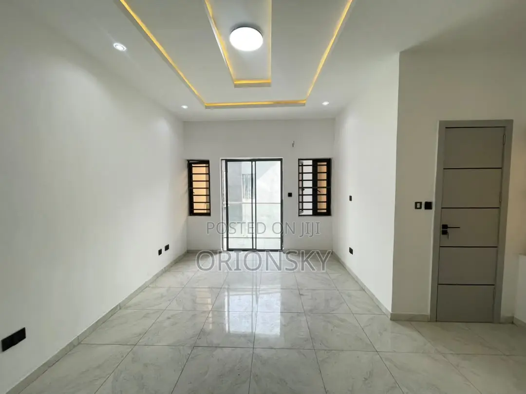 4bdrm Duplex in Ogudu GRA for sale