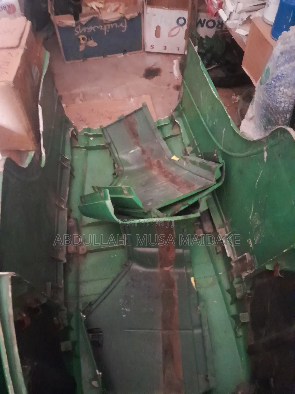 Bounet, Side Covers, Head Lamp, Front Spindle and Hub