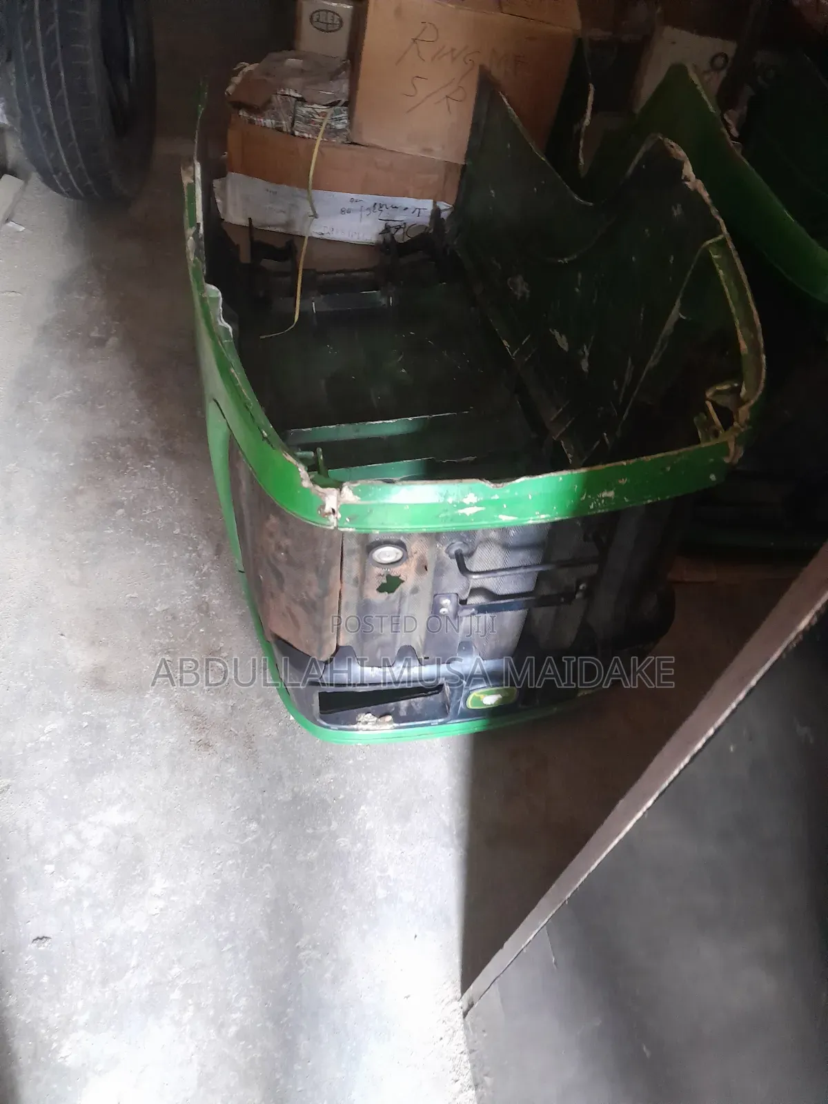Bounet, Side Covers, Head Lamp, Front Spindle and Hub