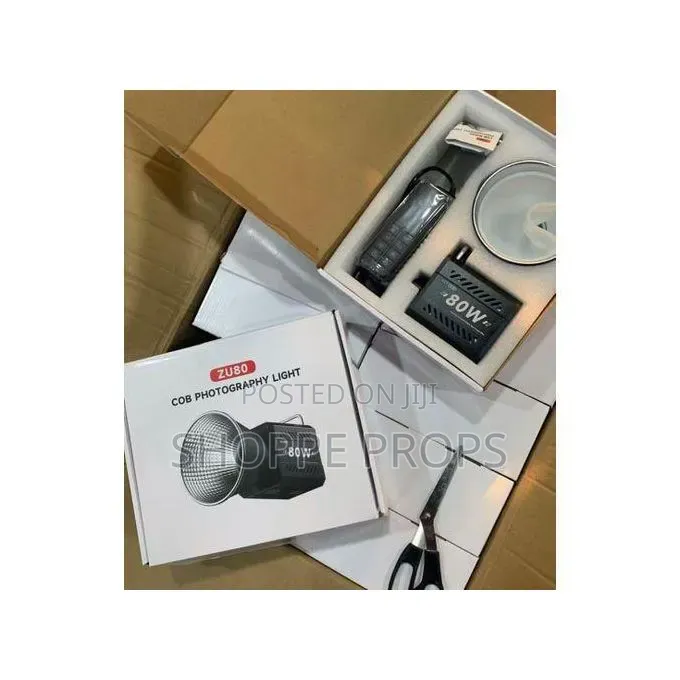 Zu80 COB LED Light With Battery Holder + Stand