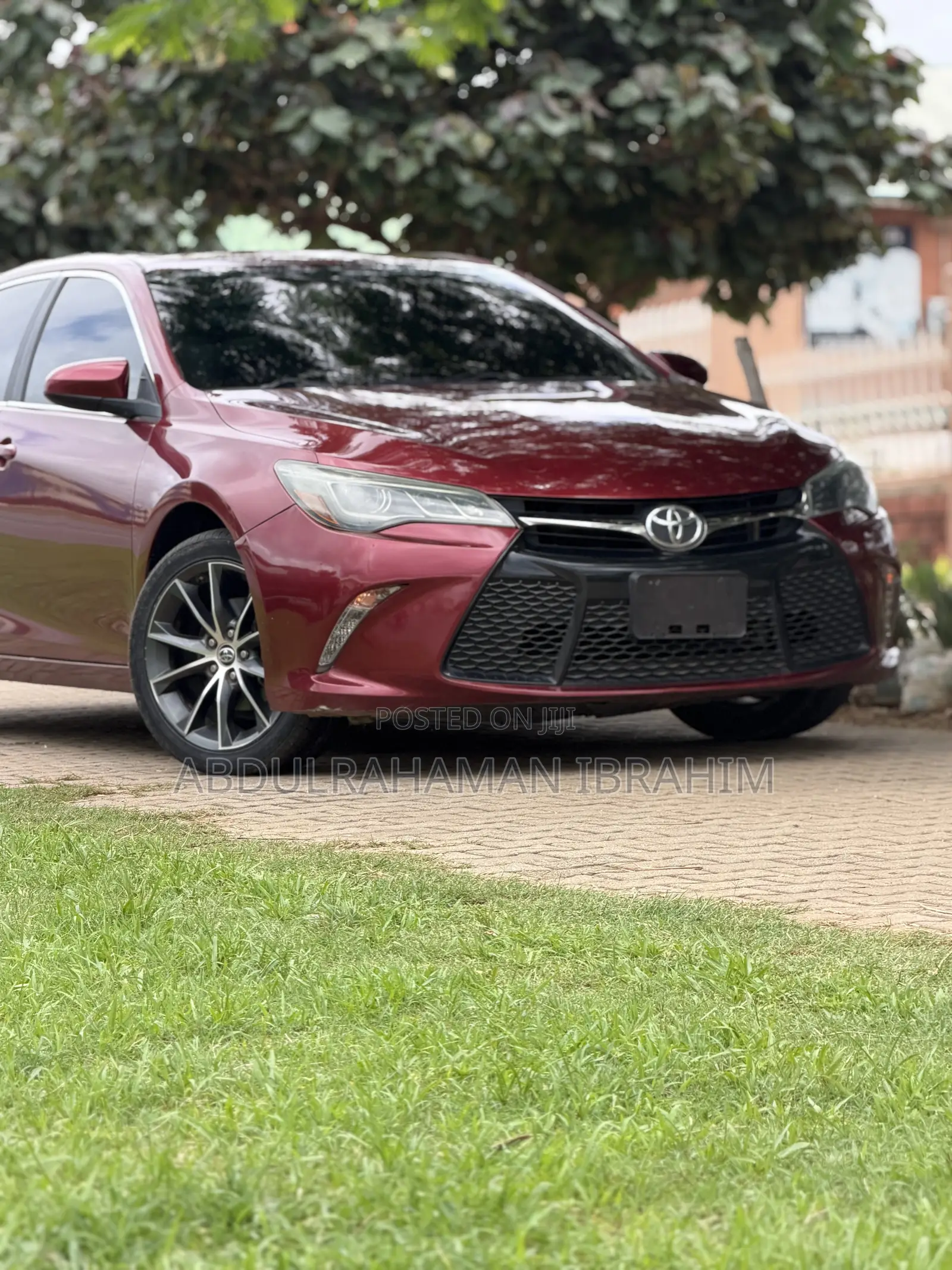 Toyota Camry XLE 4dr Sedan (3.5L 6cyl 6A) 2015 Maroon