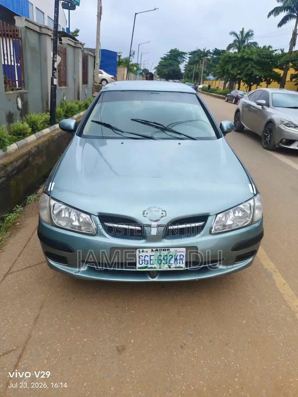 Nissan Almera Tino 2004 Green