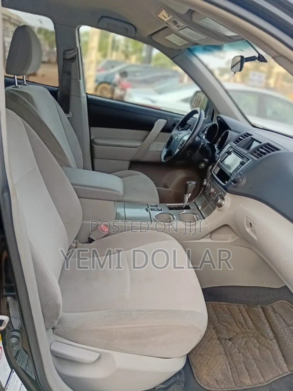 Toyota Highlander 3.5L 4WD 2013 Black