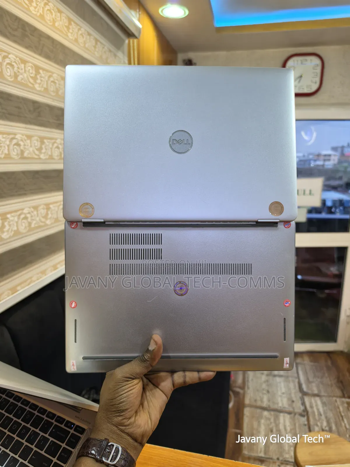 Laptop Dell Latitude 5320 16GB Intel Core i5 SSD 256GB