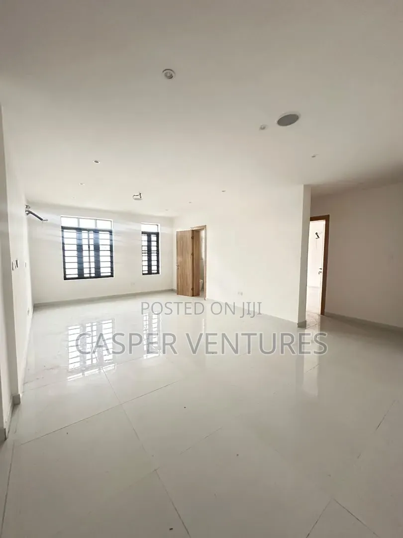 2bdrm Apartment in Meadow, Ikate for sale