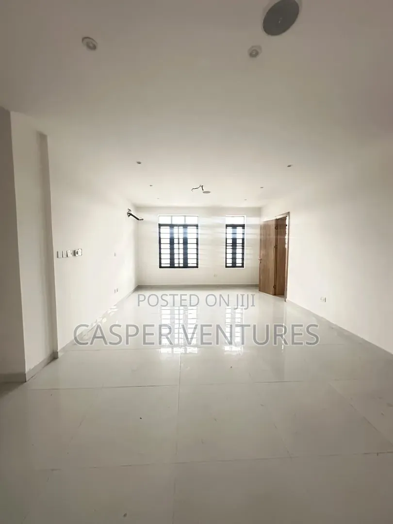 2bdrm Apartment in Meadow, Ikate for sale