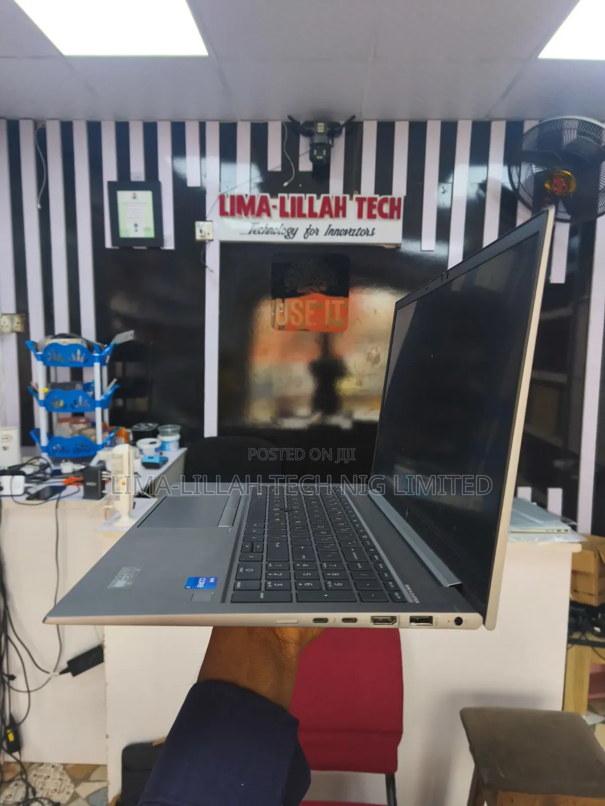 Laptop HP ZBook Firefly G8 16GB Intel Core i7 SSD 512GB