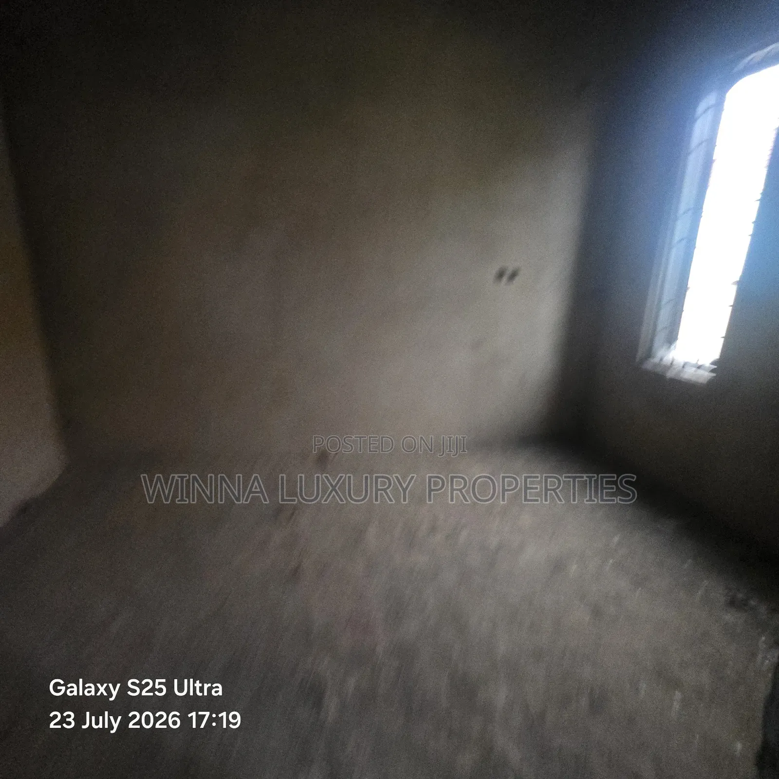 4bdrm Bungalow in Royal Garden, Lugbe District for sale