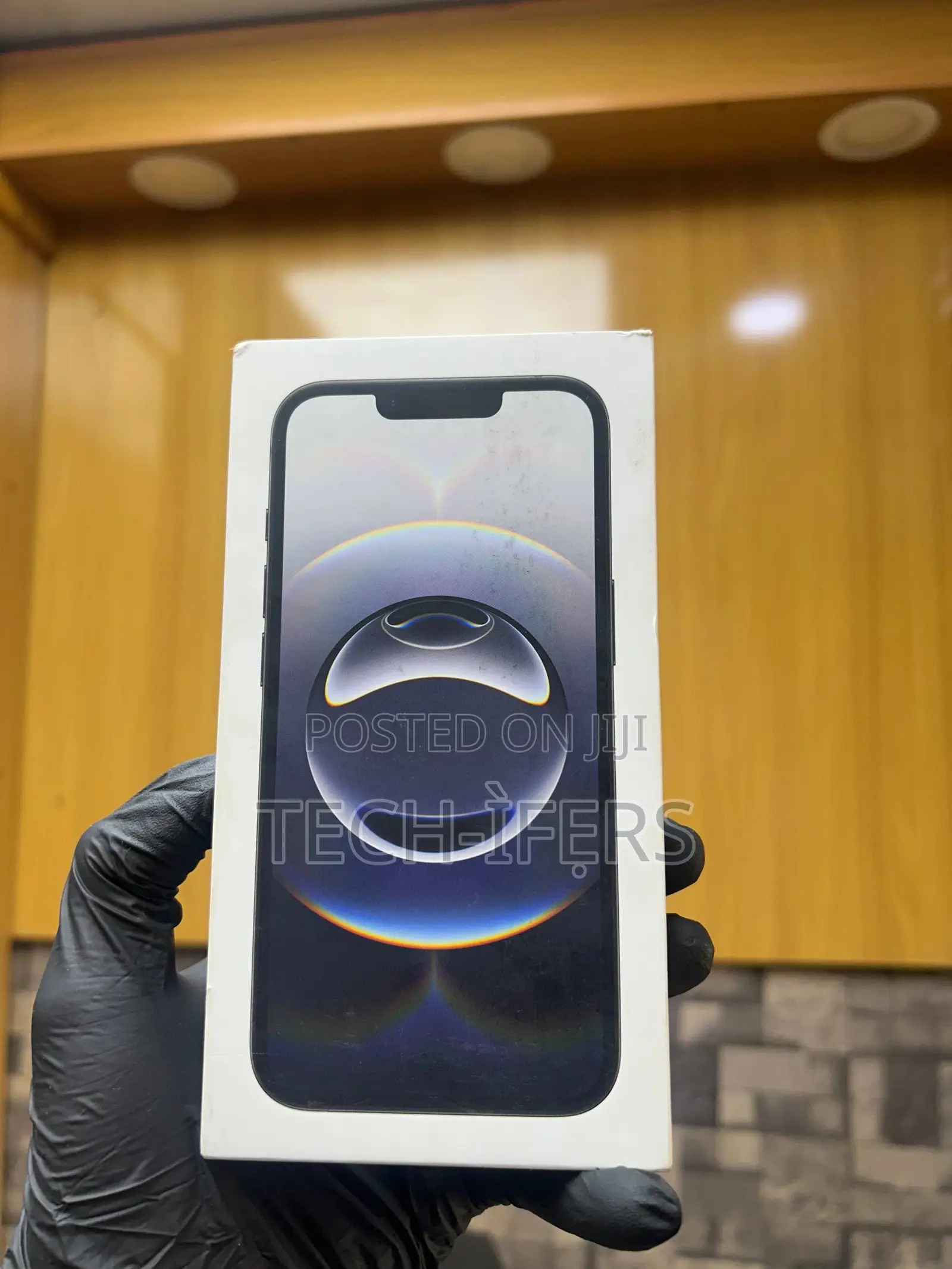 New Apple iPhone 16e 128 GB White