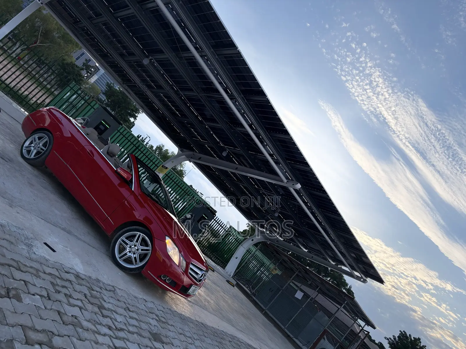 Mercedes-Benz E350 Base 2dr Cabriolet (3.5L 6cyl 7A) 2011 Red