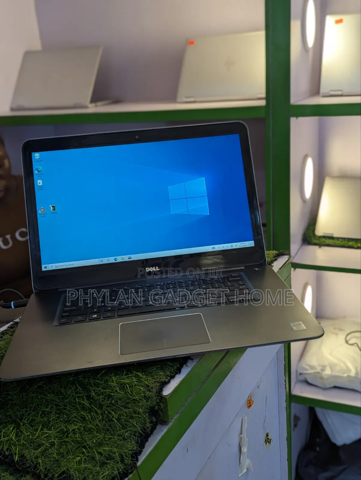 Laptop Dell Inspiron 7566 8GB Intel Core i5 SSD 256GB