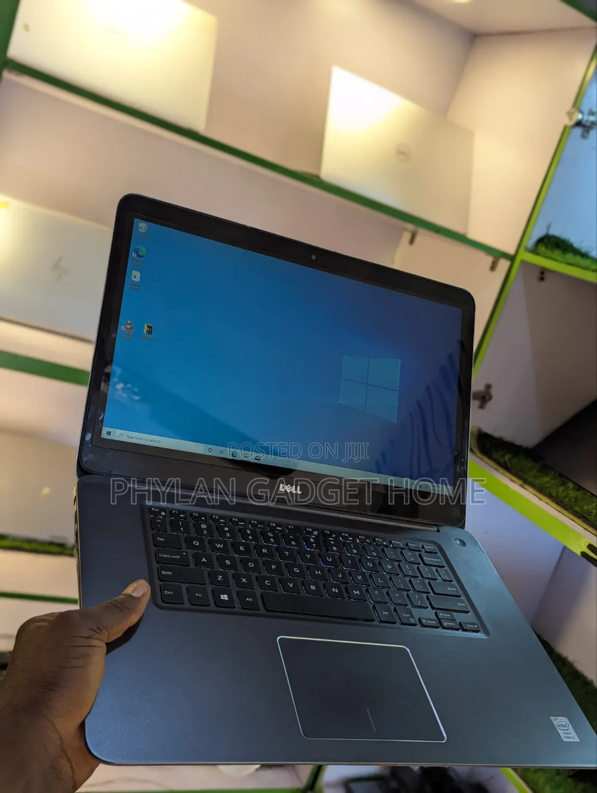 Laptop Dell Inspiron 7566 8GB Intel Core i5 SSD 256GB