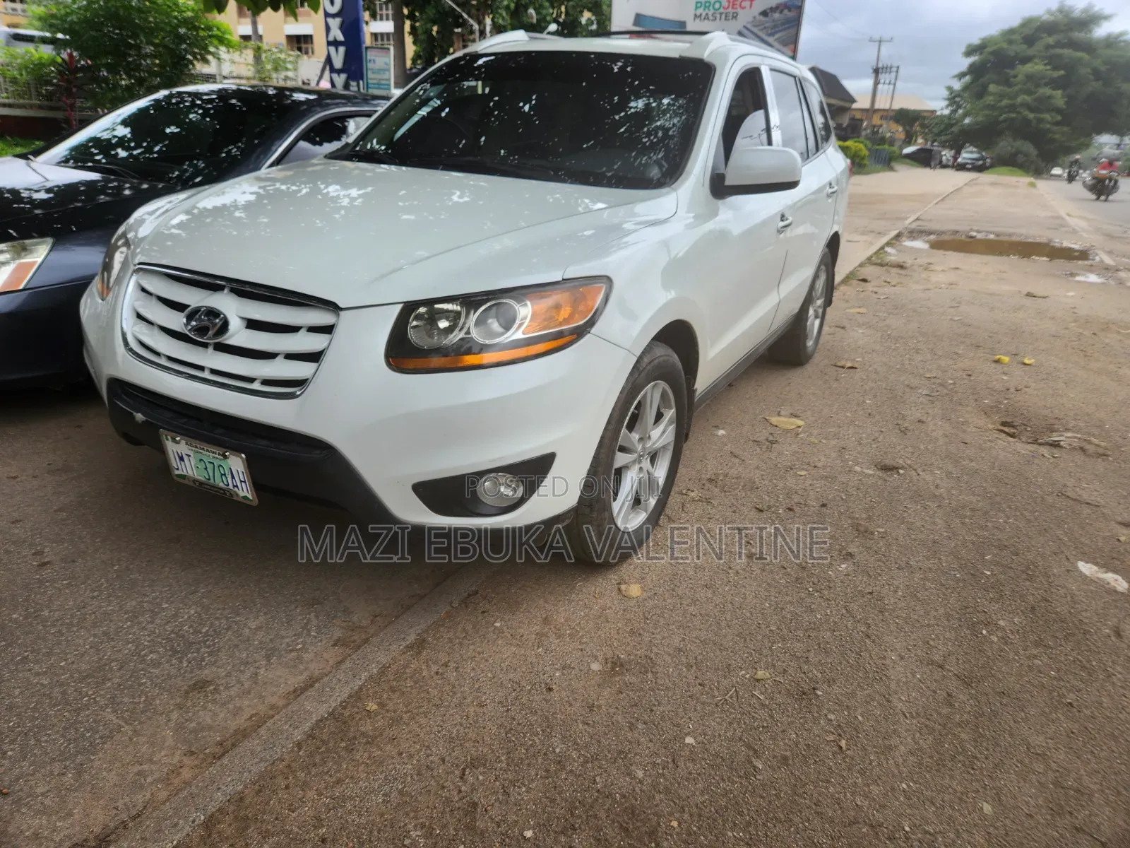 Hyundai Santa Fe 2011 White