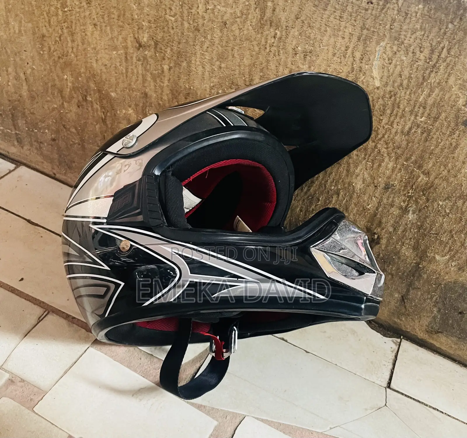 Studds Motocross D2 Decor Helmet.