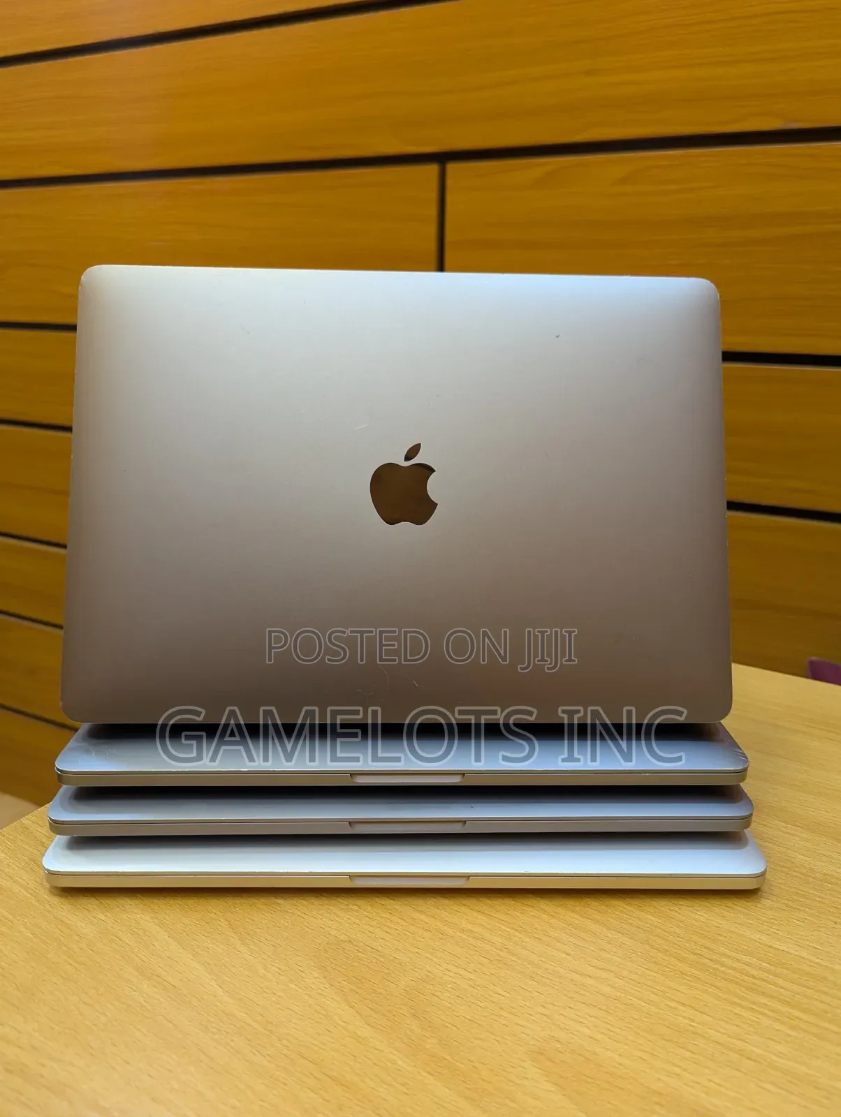 Laptop Apple MacBook Pro 2020 16GB Intel Core i5 SSD 512GB