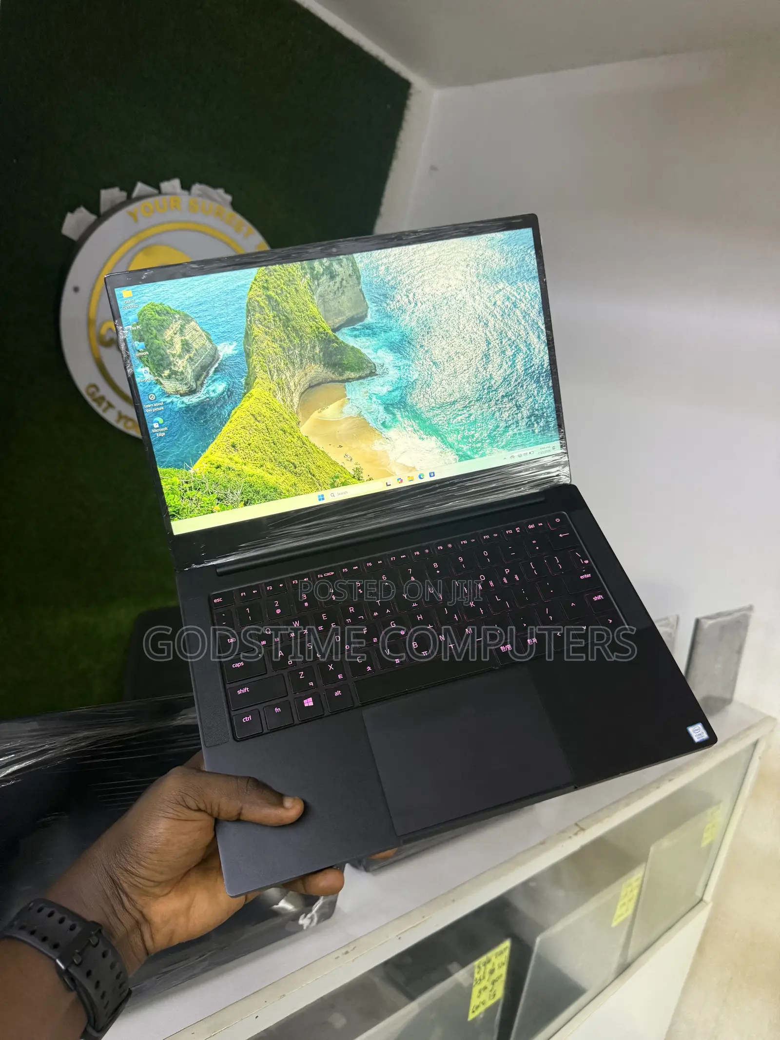 New Laptop Razer 16GB Intel Core i7 SSD 1T