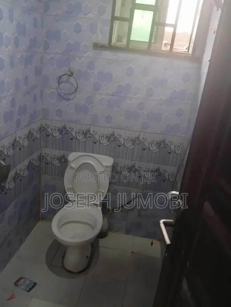 Studio Apartment in La Vela Estate, Mabushi for rent