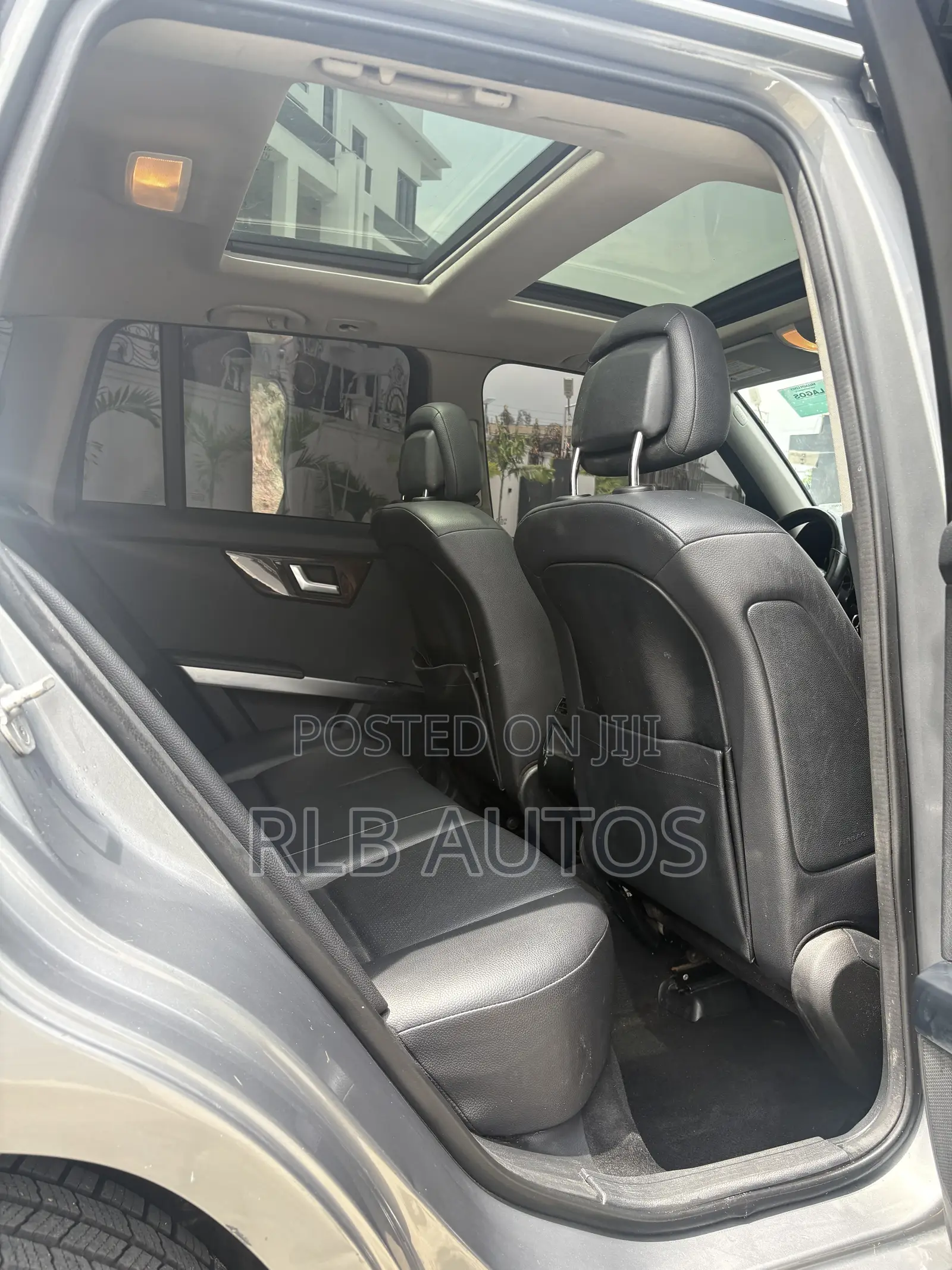 Mercedes-Benz GLK-Class Base GLK 350 4dr AWD 4MATIC (3.5L 6cyl 7A) 2015