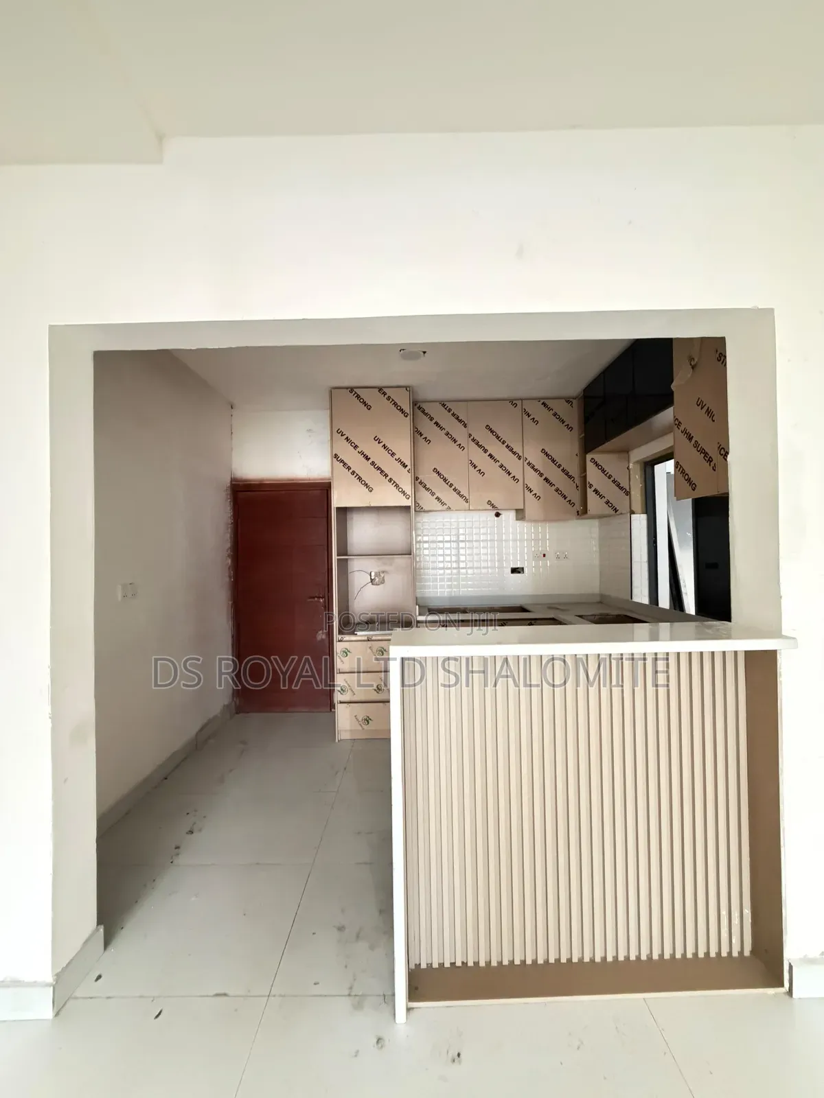2bdrm Block of Flats in Lekki Phase 1 for sale