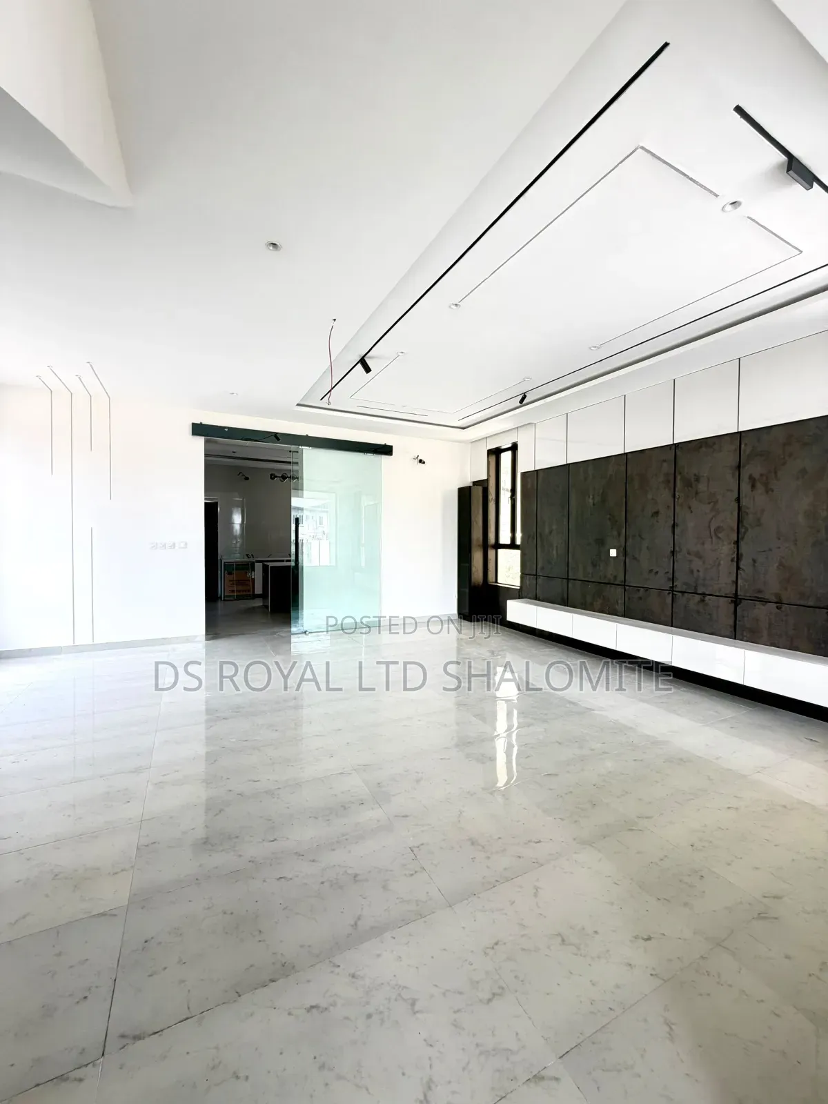 5bdrm Duplex in Ilaje / Lekki for sale