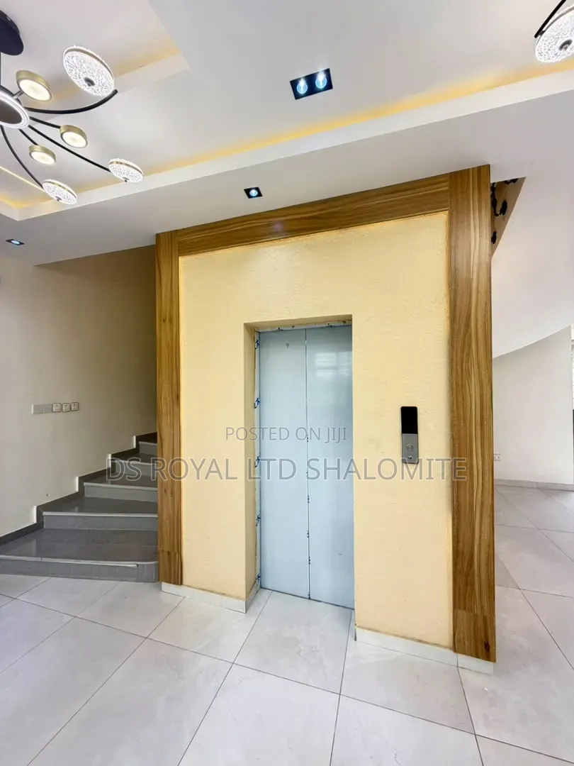 5bdrm Duplex in Ado / Ajah for sale
