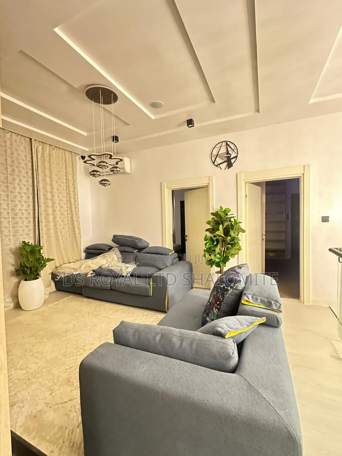 4bdrm Duplex in Ilaje / Lekki for sale