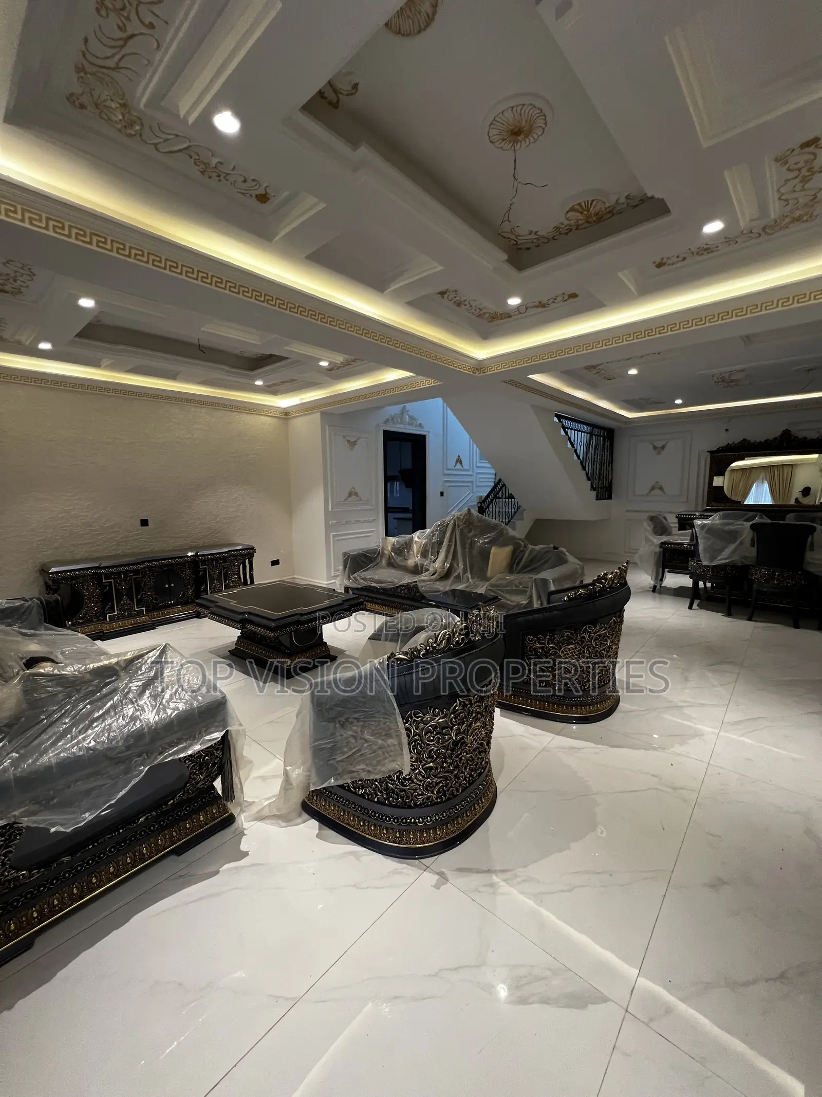 Furnished 5bdrm Duplex in Kado for sale
