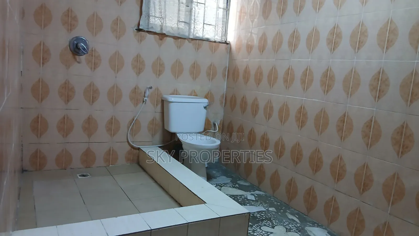 5 Bedroom Detached Duplex for Rent in Lekki Fhase1
