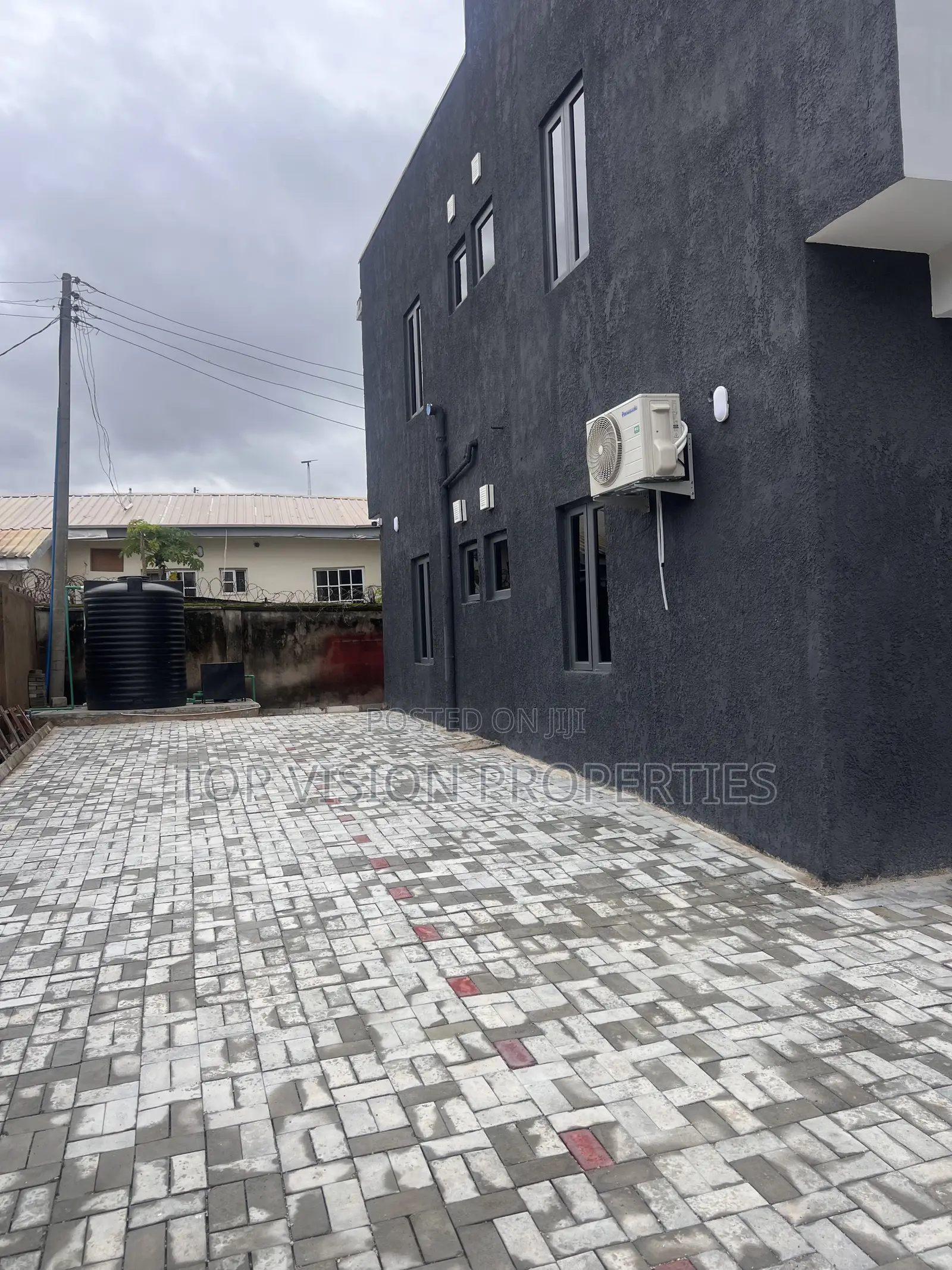 2bdrm Block of Flats in Life Camp for sale
