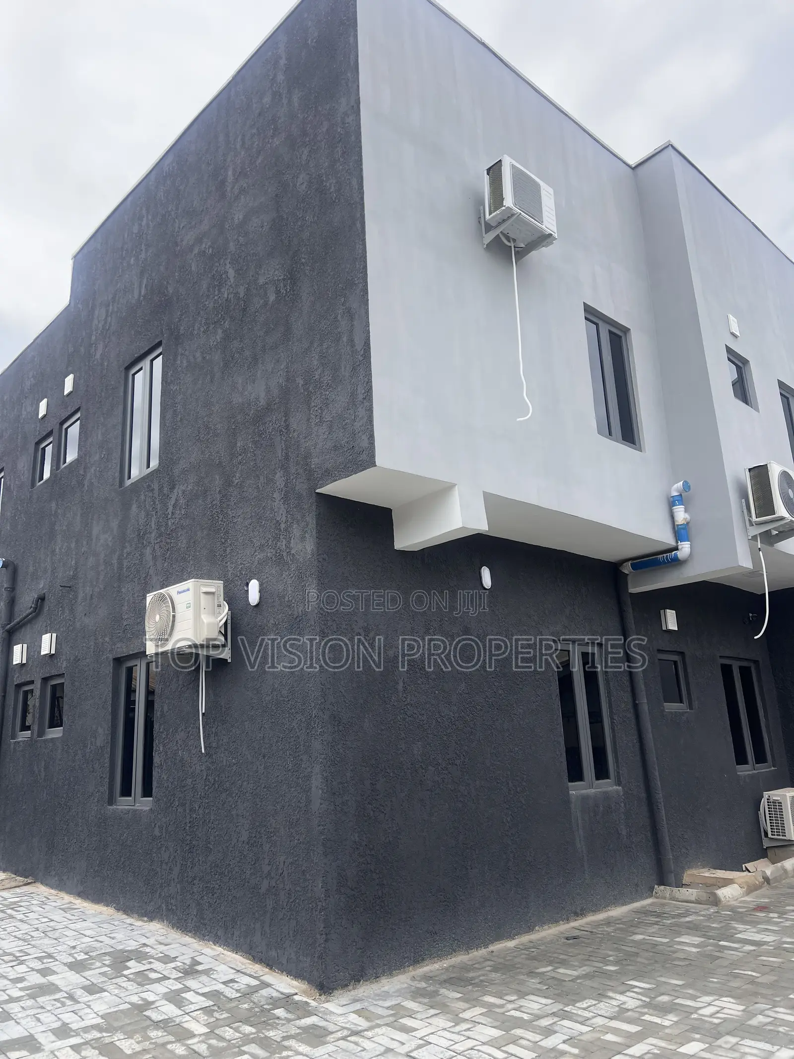 2bdrm Block of Flats in Life Camp for sale