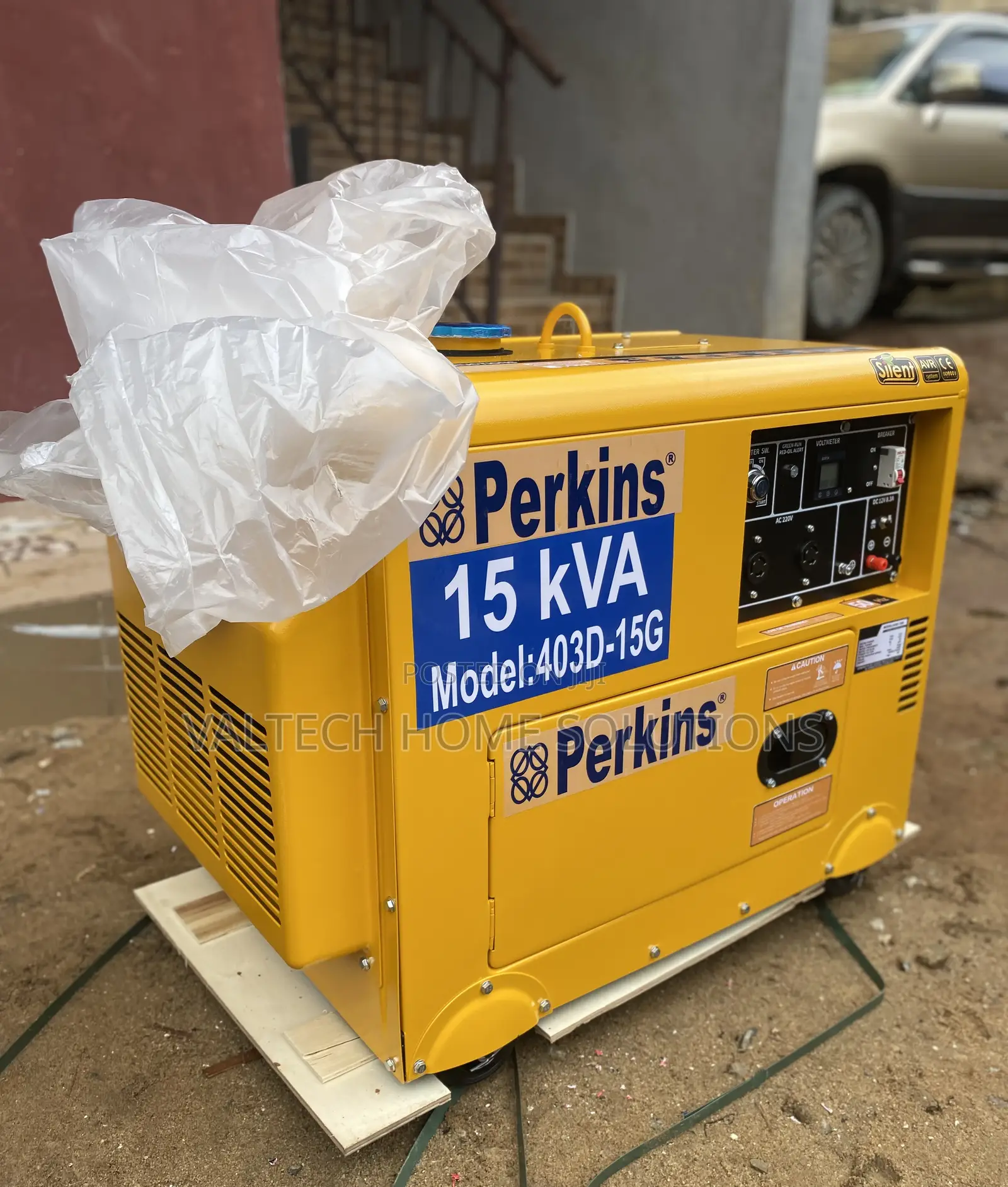 Heavy-Duty 15KVA Perkins Soundproof Generator – UK Engine