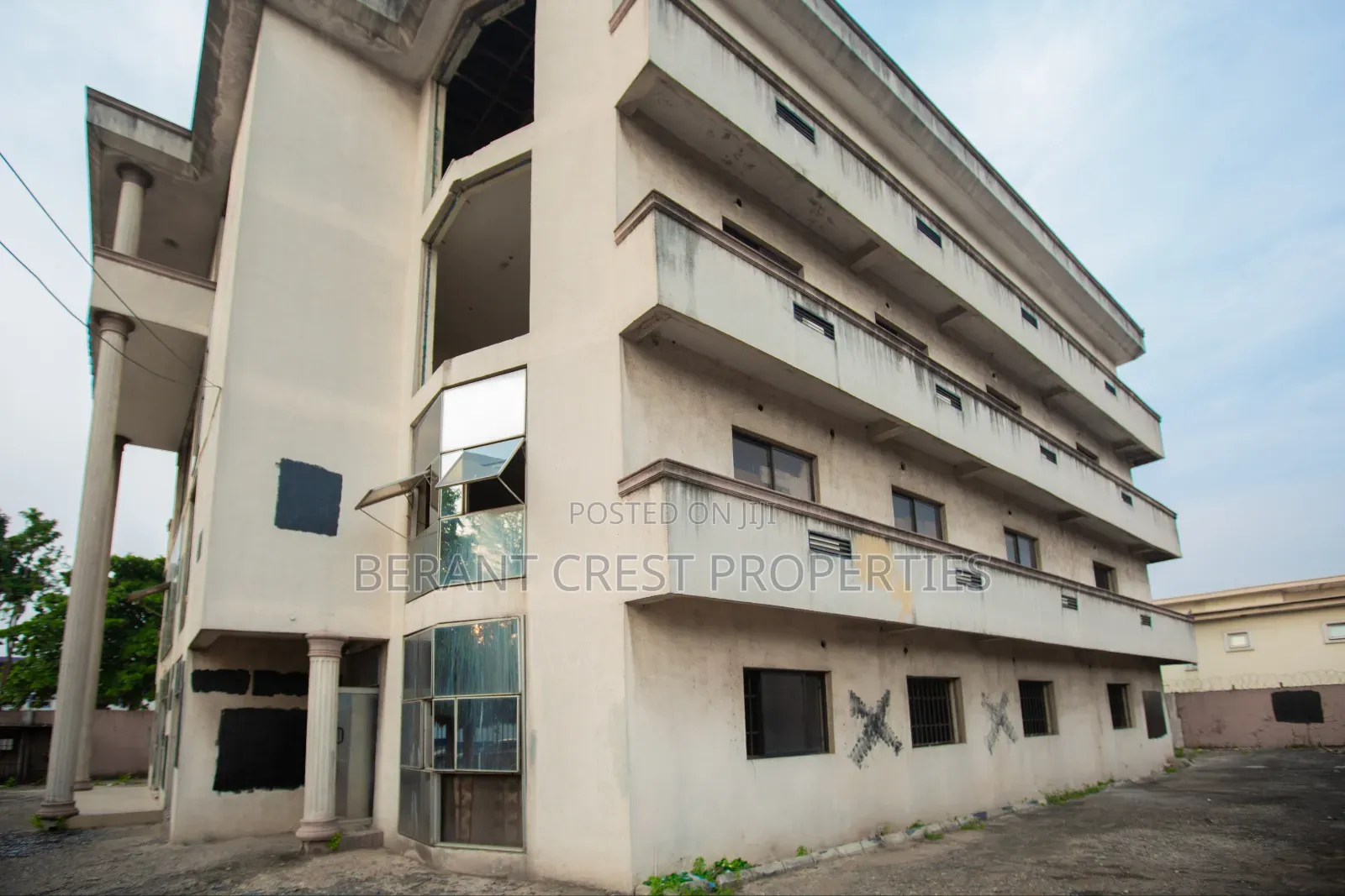 4-Storey Commercial Office Building for Sale – Adeniyi Jones, Ikeja