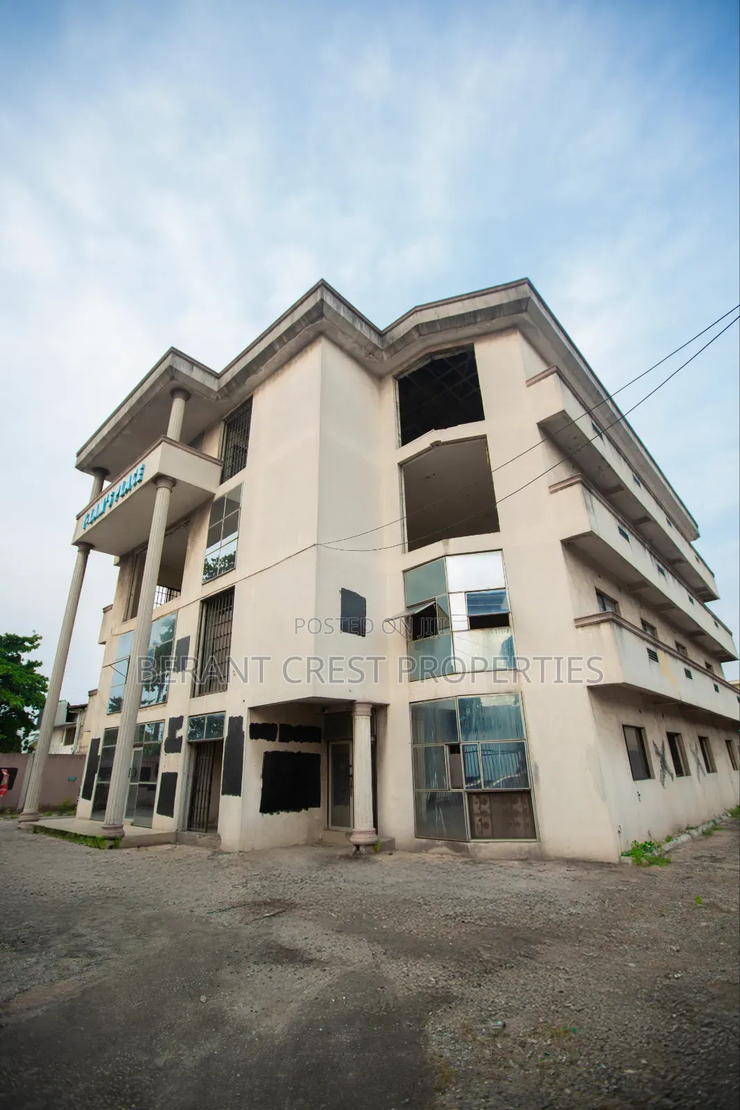 4-Storey Commercial Office Building for Sale – Adeniyi Jones, Ikeja
