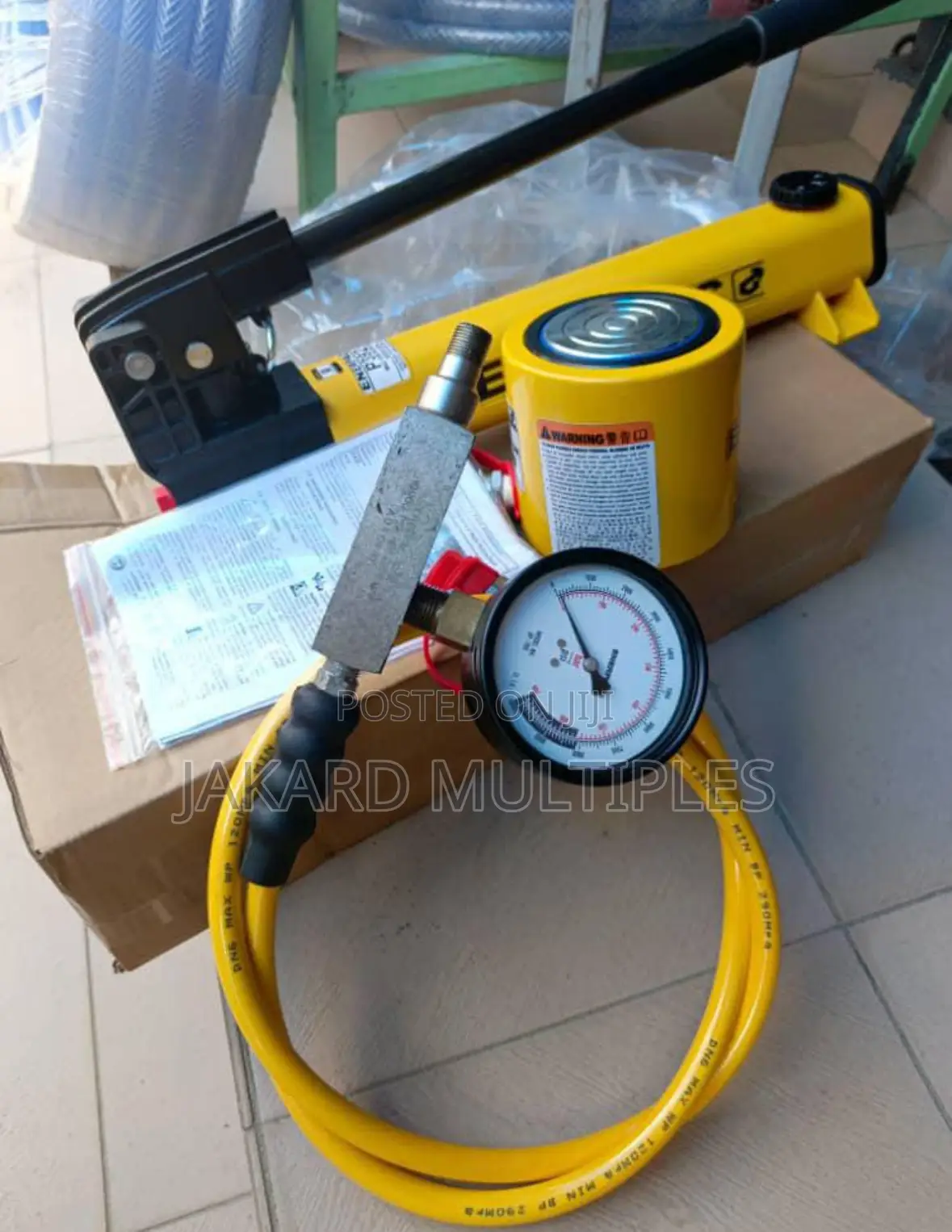 Enerpac 30 Ton Hydraulic Set of Jack and Pump