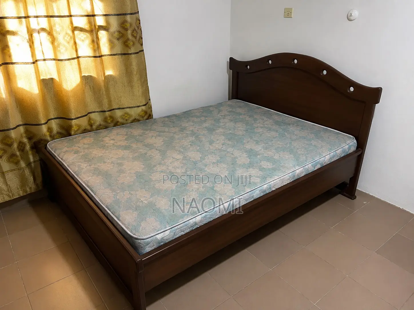 Wooden Bed Frame With Mattress – Strong Neat