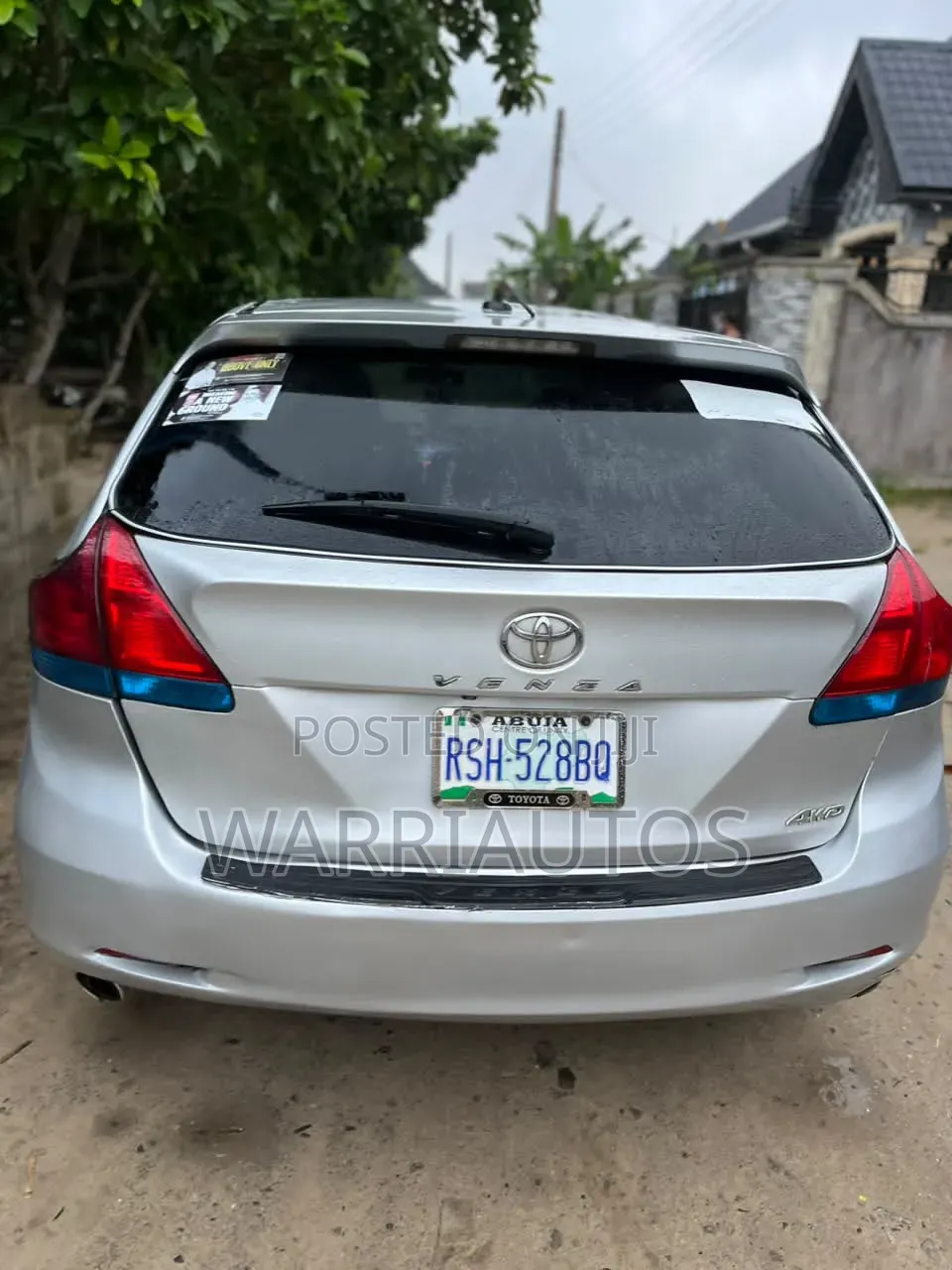 Toyota Venza 2010 Silver