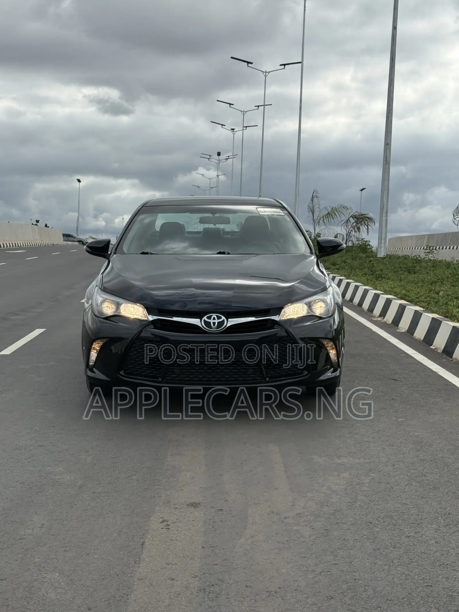 Toyota Camry SE 4dr Sedan (2.5L 4cyl 6A) 2015 Black