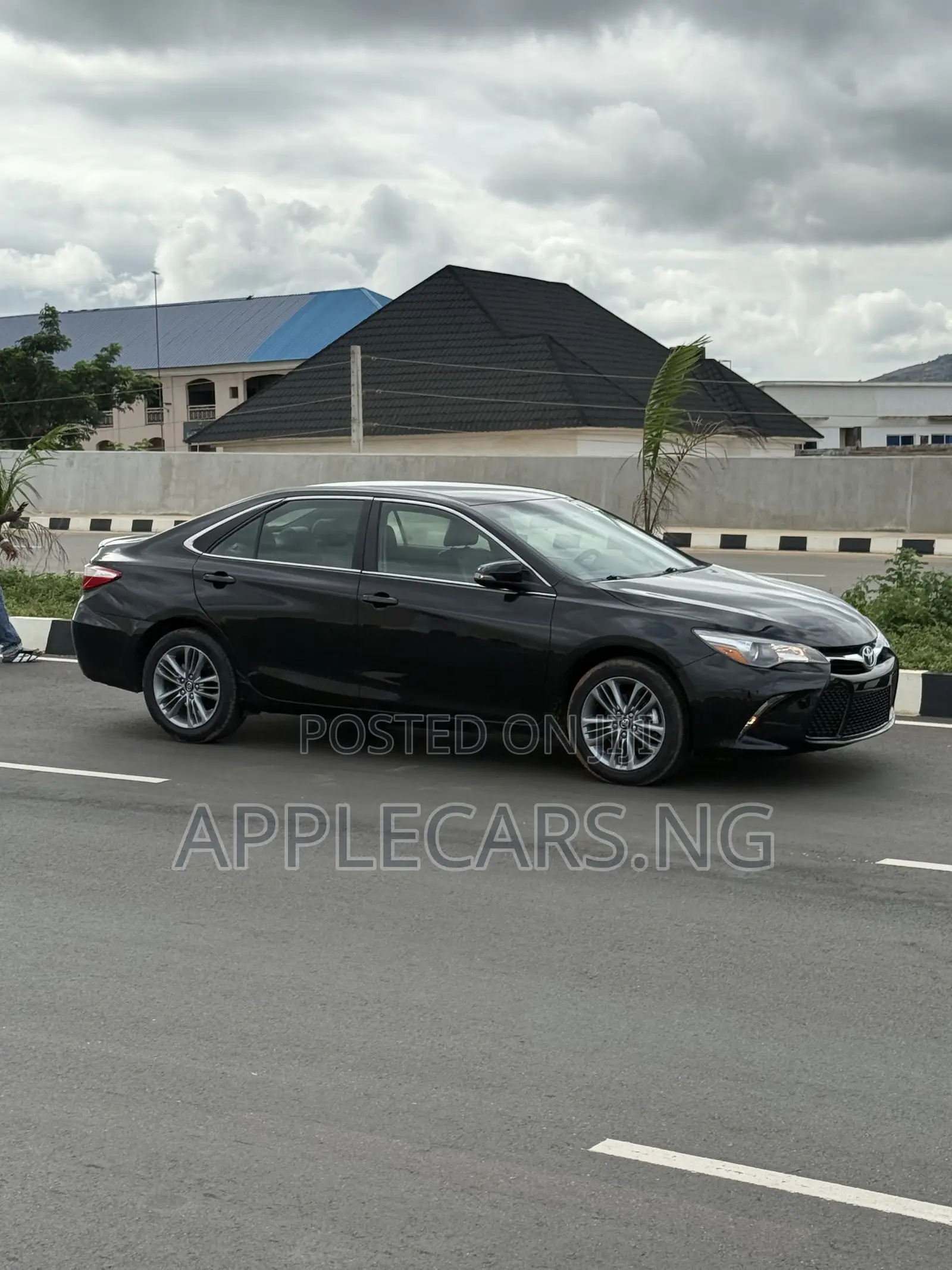 Toyota Camry SE 4dr Sedan (2.5L 4cyl 6A) 2015 Black