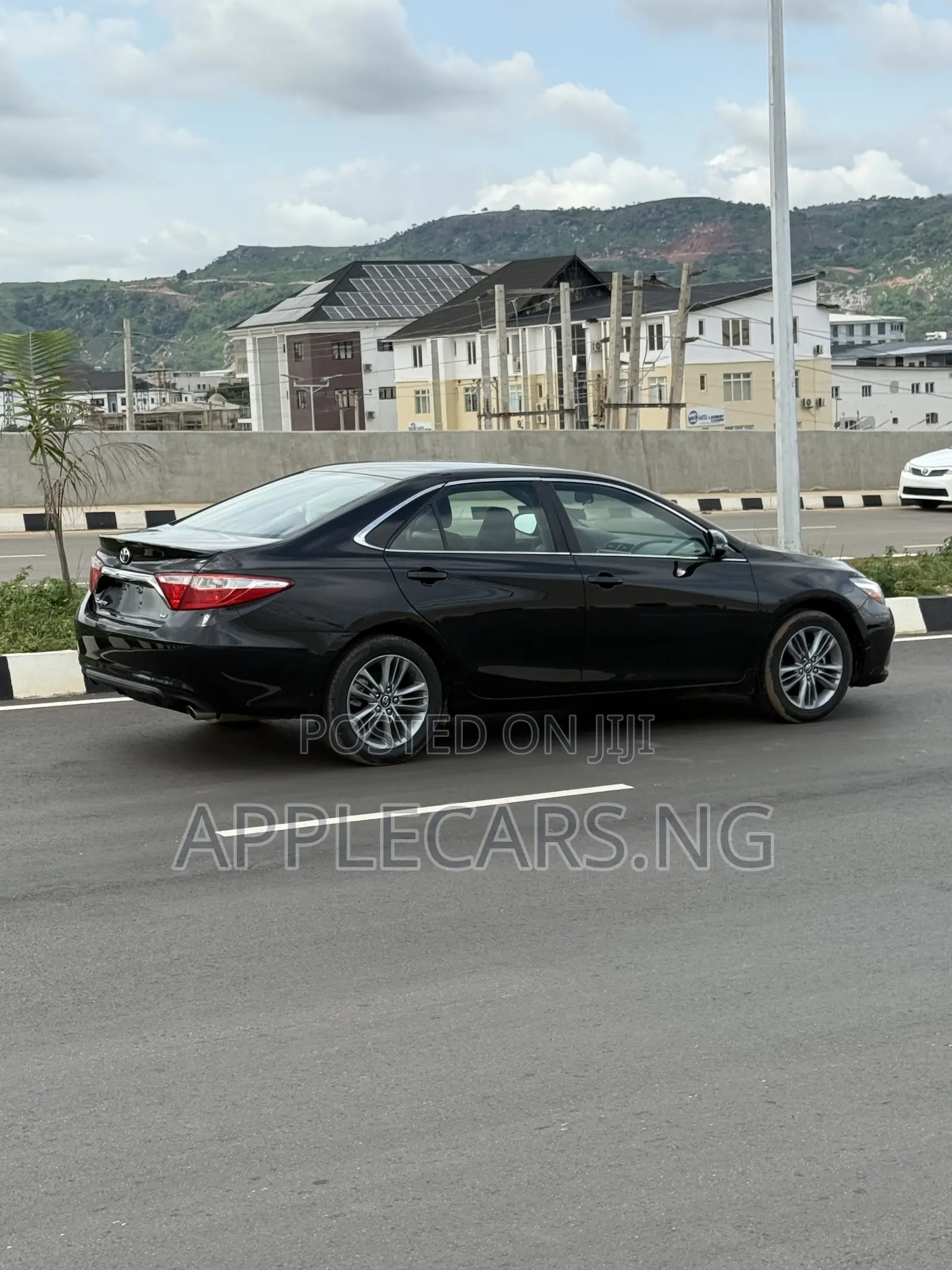 Toyota Camry SE 4dr Sedan (2.5L 4cyl 6A) 2015 Black