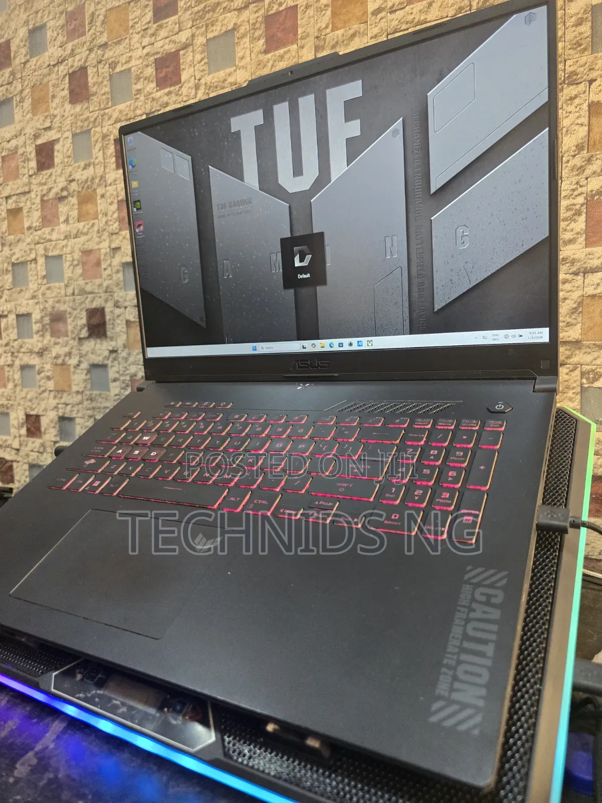 Laptop Asus TUF Gaming A17 16GB AMD Ryzen 7 SSD 1T