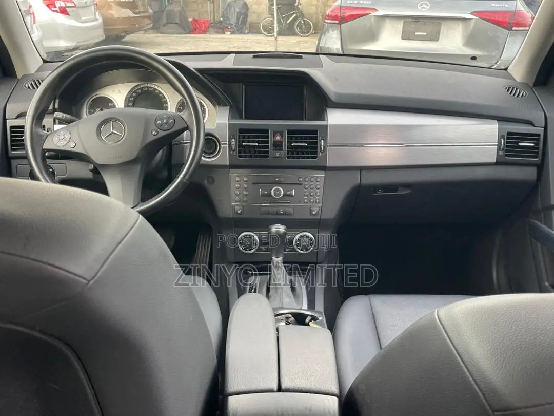 Mercedes-Benz GLK-Class 350 4MATIC 2011 Gray