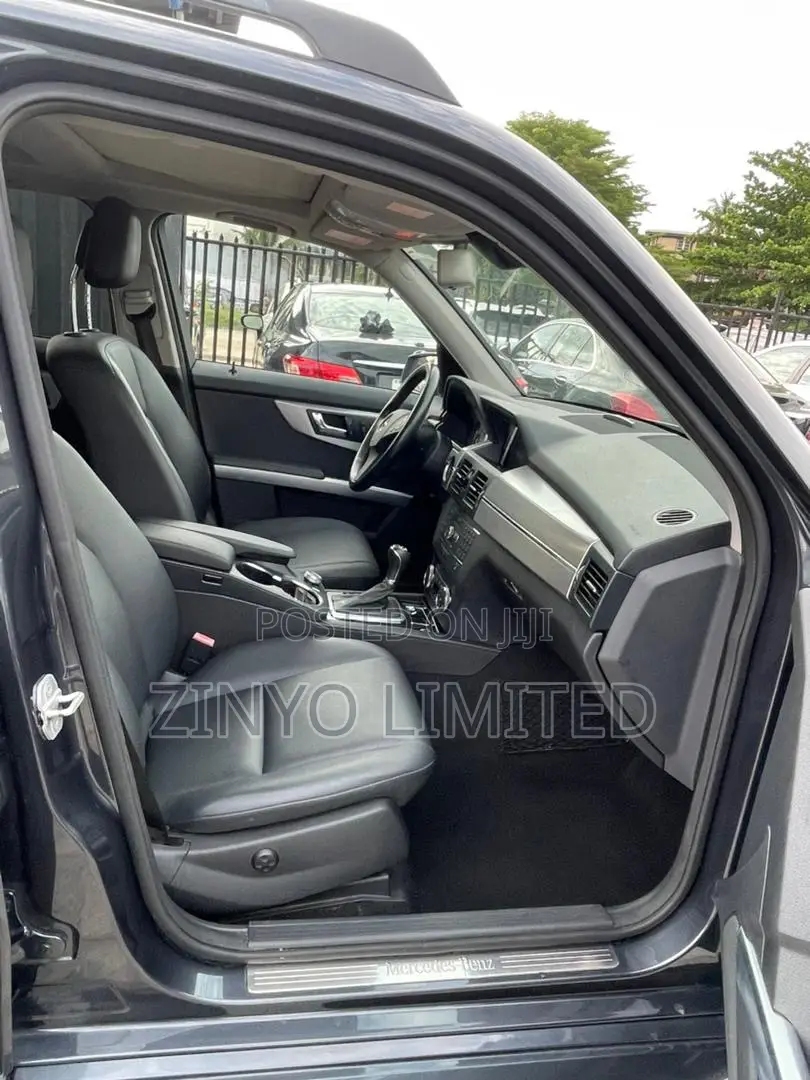 Mercedes-Benz GLK-Class 350 4MATIC 2011 Gray